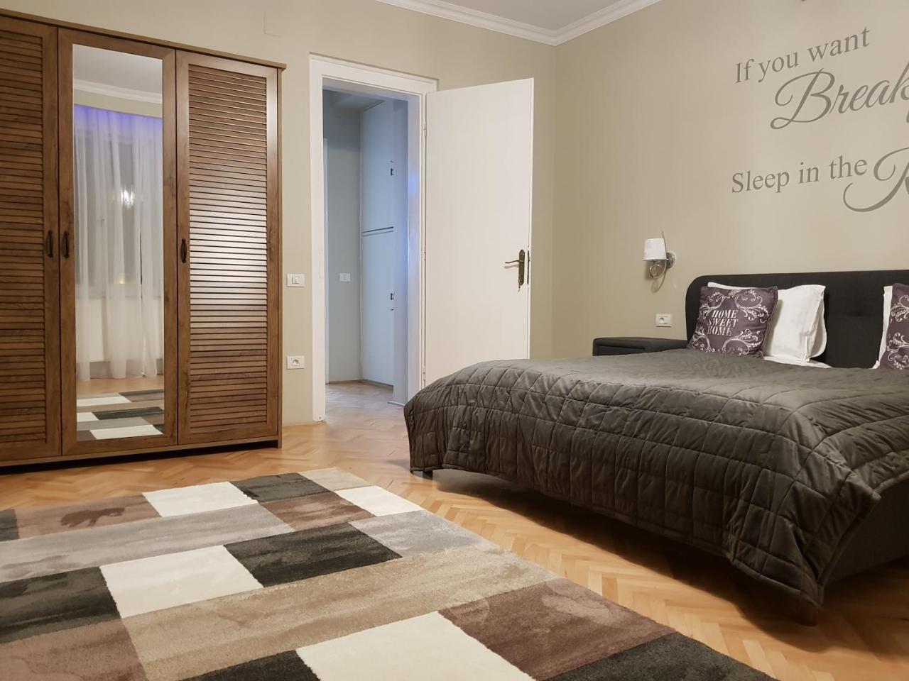 City Center Dream Apartment Timişoara Exteriör bild